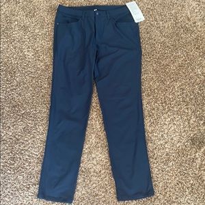 Brand new Lululemon ABC pants 34x34